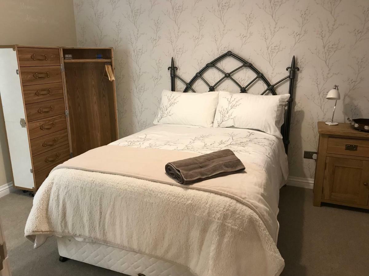 Thrush Nest Cottages - Wren Cottage Sleeps 4, 2 Bedrooms & Stable Cottage Sleeps 2, 1 Bedroom Йорк Экстерьер фото